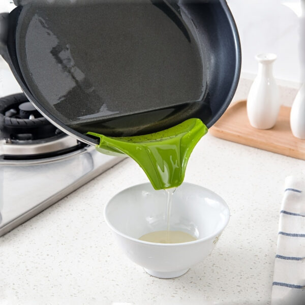 Anti-spill plastic soup funnel designed for pouring soups and liquids without mess.