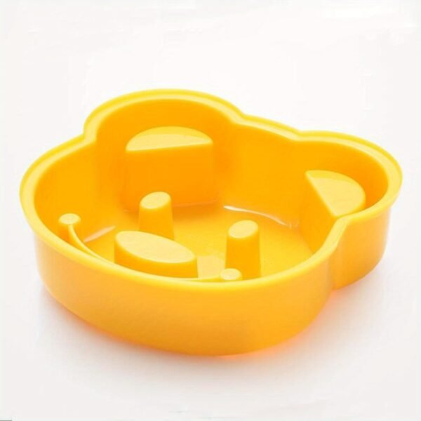 Cartoon animal sandwich cutter set with bento and holiday-themed molds for fun, shaped sandwiches.
