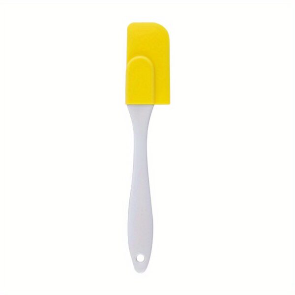 Single silicone spatula butter cream scraper with a flexible, non-stick surface for smooth spreading."