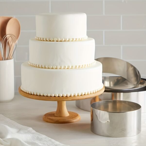 Stainless Steel Cake Rings Set of 3 for precise cake shaping and professional baking.