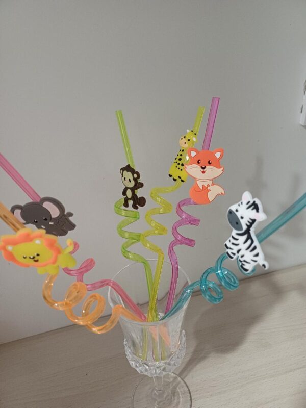 Set of 6 cartoon animal reusable straws for milk, water, and party drinks