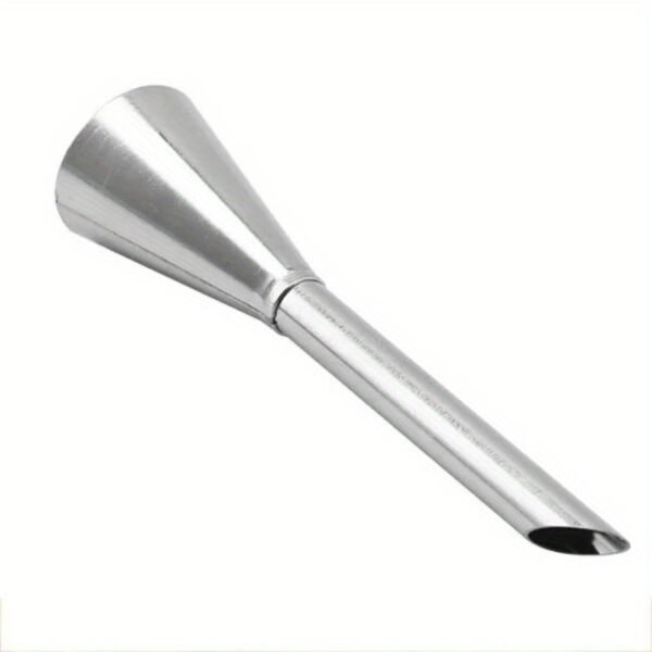 Stainless steel cream icing piping nozzle for cupcakes and puff pastry decoration.